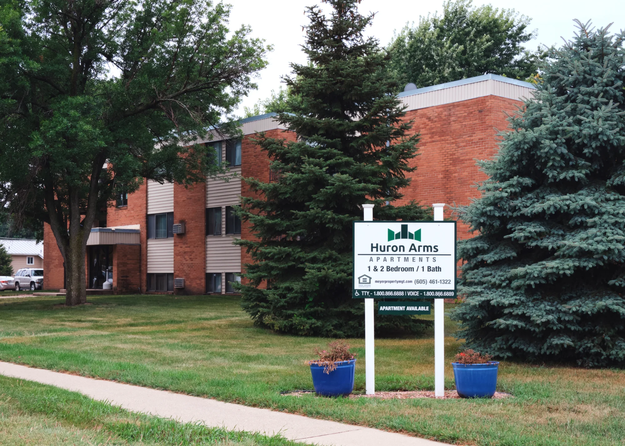 huron arms apartments